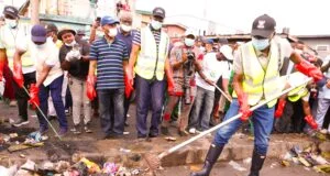 Sanwo-Olu gives final notice to Lagos-Badagry Expressway encroachers