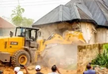 Edo govt. demolishes building allegedly used by suspected kidnappers in Benin