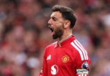 EPL: Fernandes fires Manchester United to 5-2 win over Ipswich