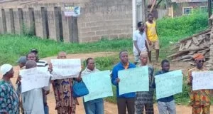 Residents of Ibadan community task govt on deteriorating road condition
