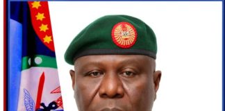 Group warns against politicising military, defends CDS Oluyede