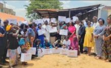 Oyelade inaugurates foundation, celebrates 50th birthday with outreach to IDPs