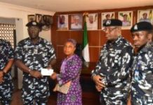 Police honour fallen officers, present N89.2m to families in Lagos