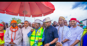 FG reopens 1st Niger Bridge after 38 days